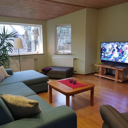 Kaare Guesthouse ヴィリャンディ エクステリア 写真