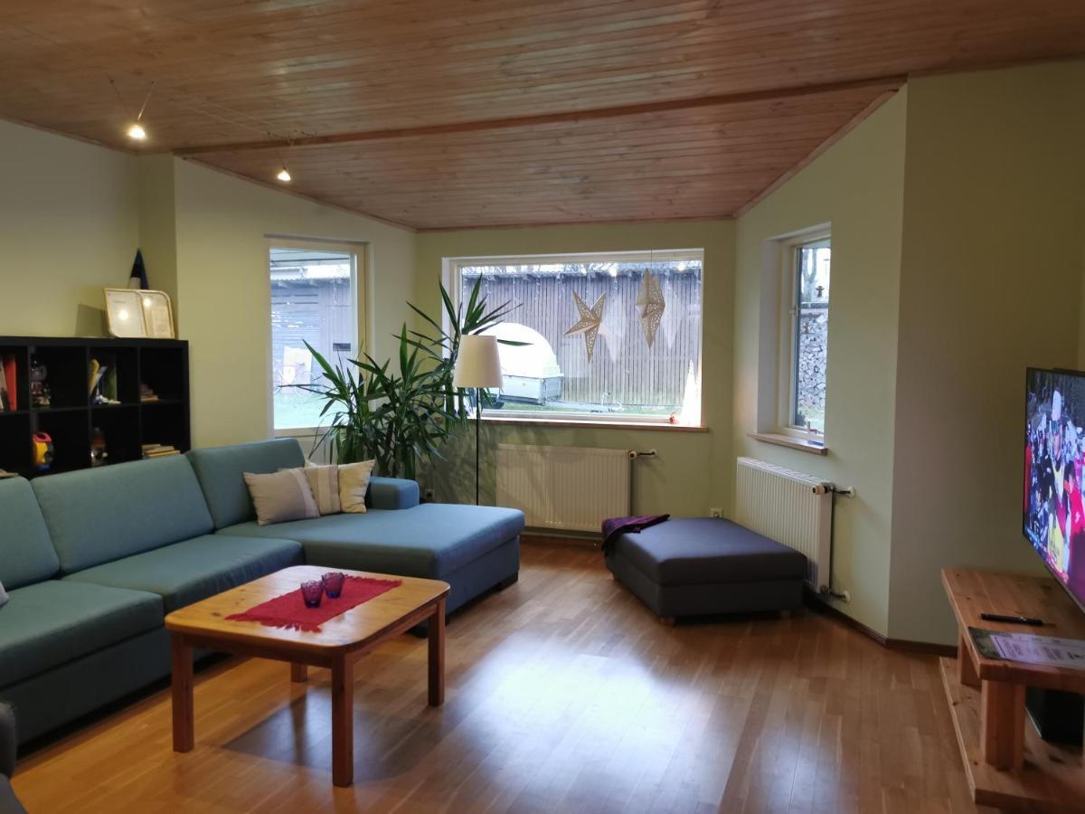 Kaare Guesthouse ヴィリャンディ エクステリア 写真