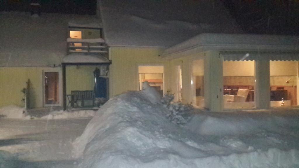 Kaare Guesthouse ヴィリャンディ エクステリア 写真