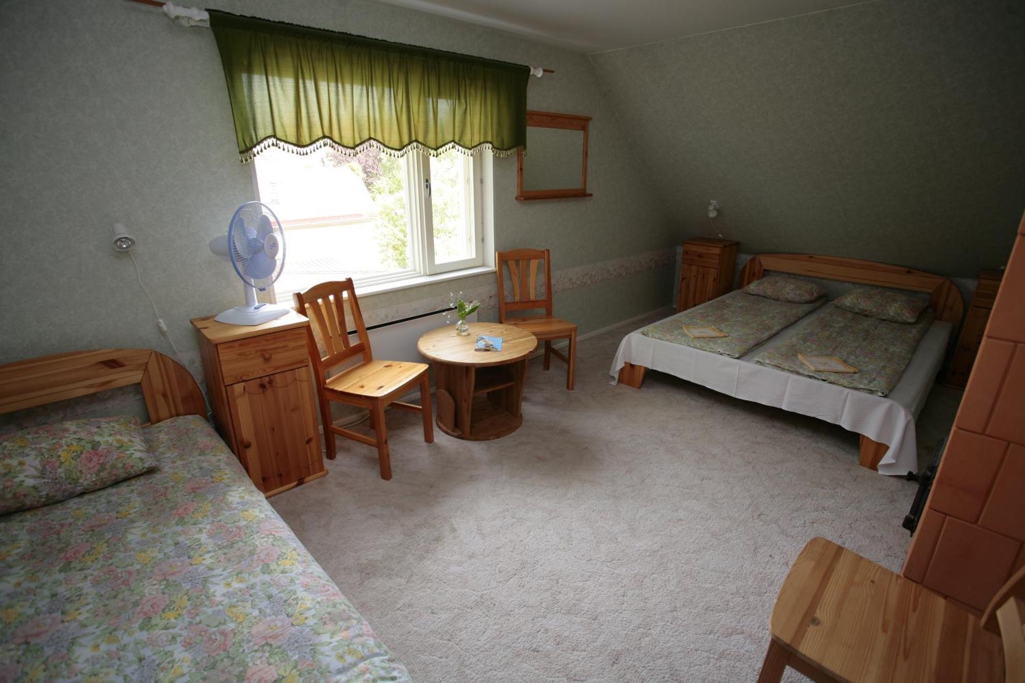 Kaare Guesthouse ヴィリャンディ エクステリア 写真