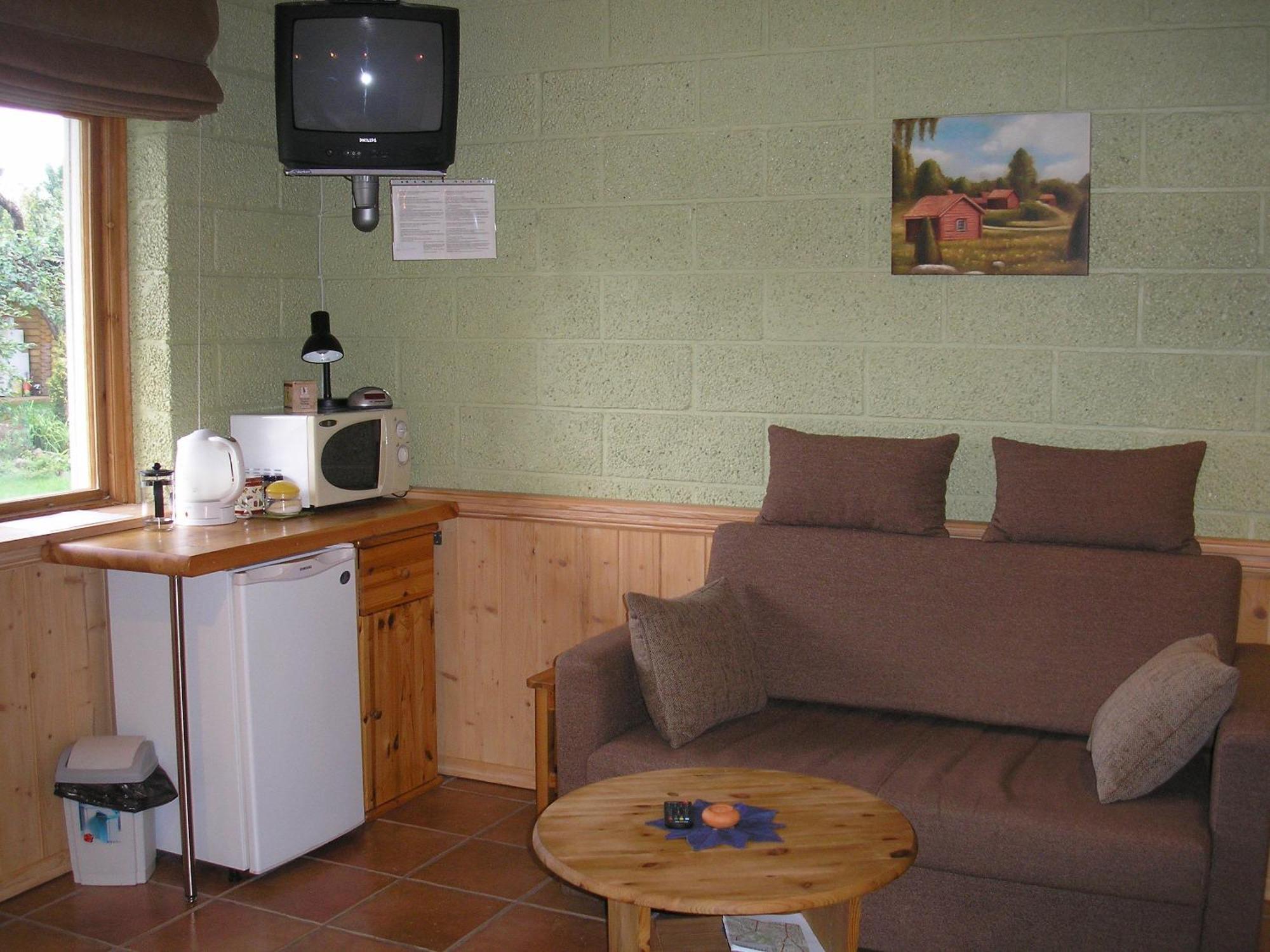 Kaare Guesthouse ヴィリャンディ エクステリア 写真