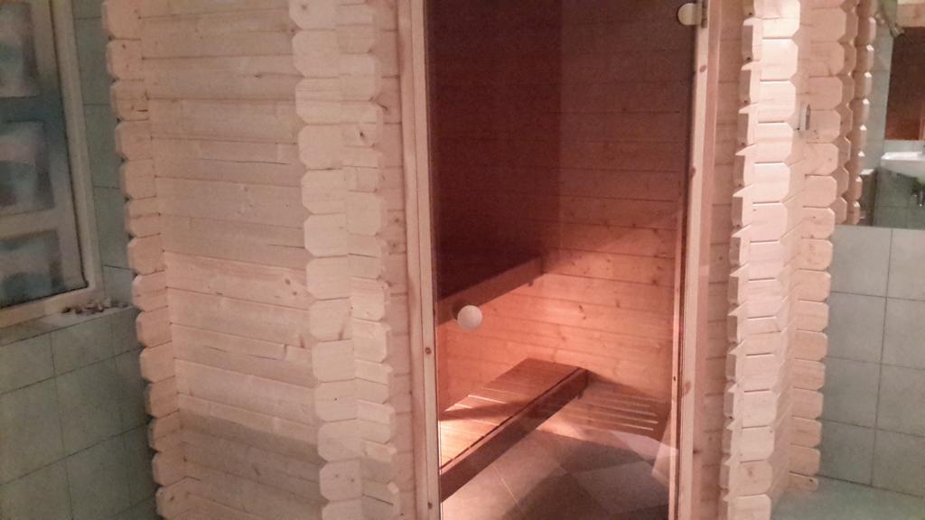 Kaare Guesthouse ヴィリャンディ 部屋 写真